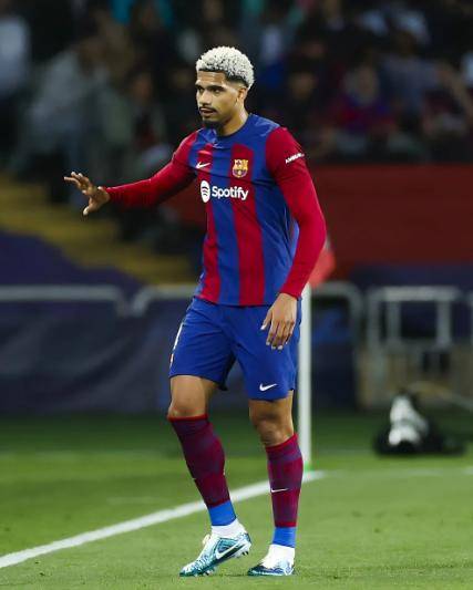  关键时刻国王杯传出新动向，拜仁慕尼黑强势反弹，管理层表态——球迷炸锅，纪律约束更严格-半岛体育APP